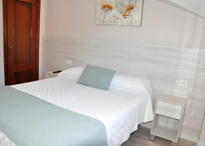 Paz 3* غوندومار